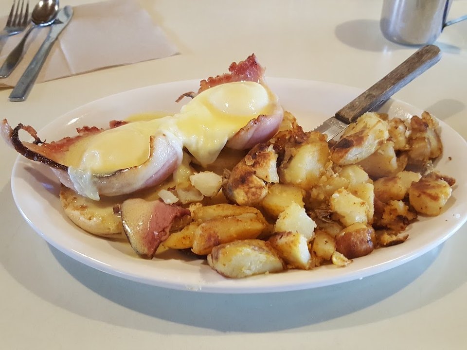 Eggs Benedict